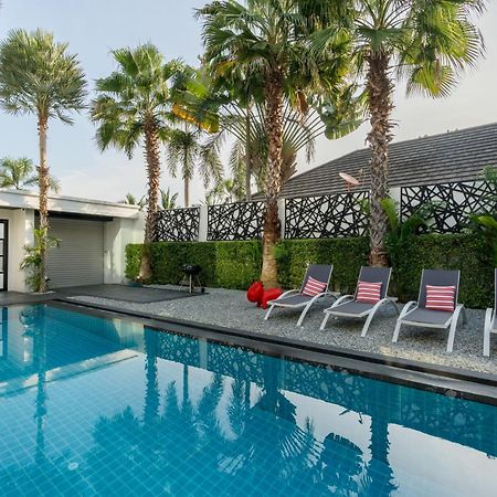 Premium Pool Villa Pattaya Pantai Jomtien Bagian luar foto
