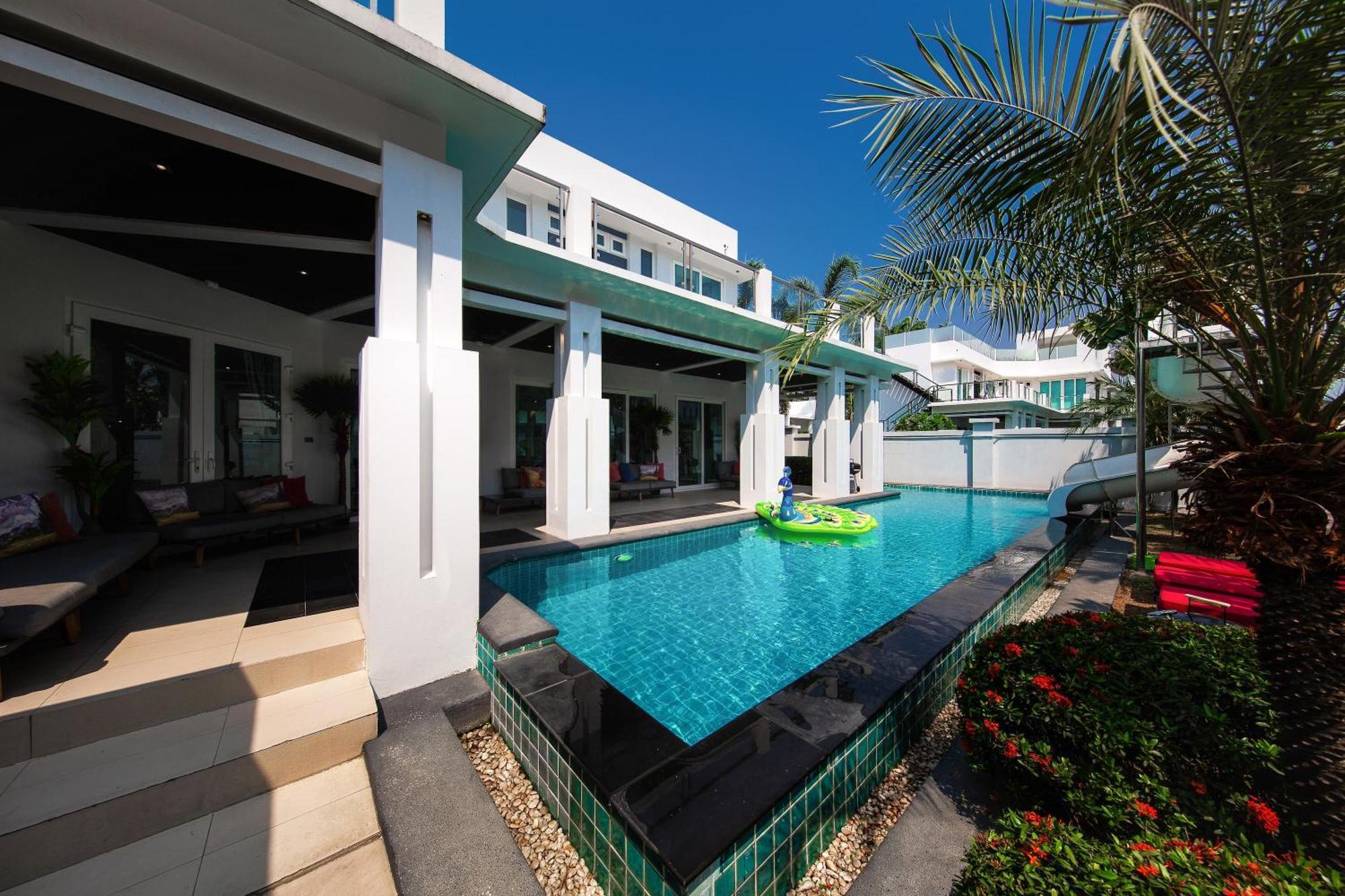 Premium Pool Villa Pattaya Pantai Jomtien Bagian luar foto