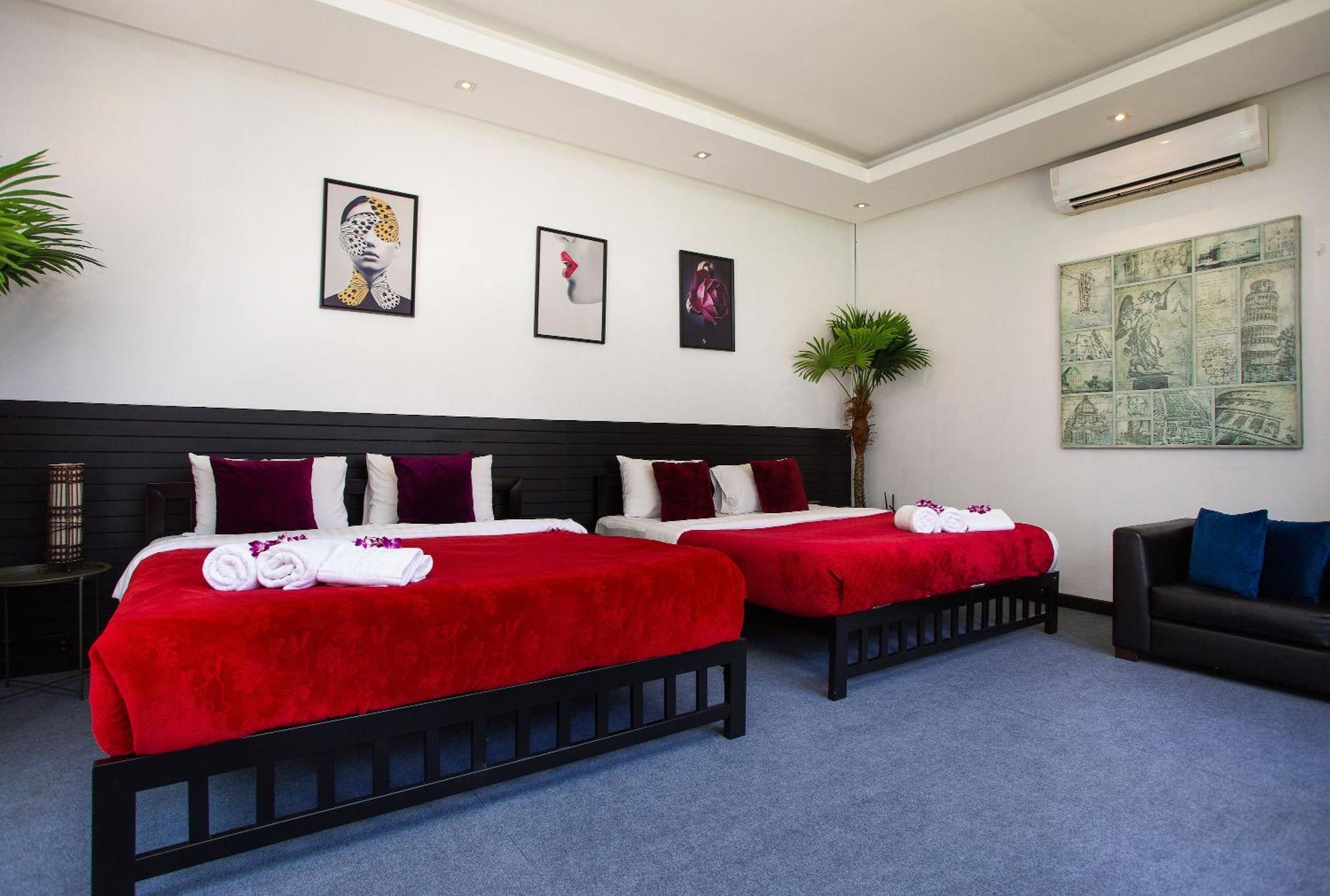 Premium Pool Villa Pattaya Pantai Jomtien Ruang foto