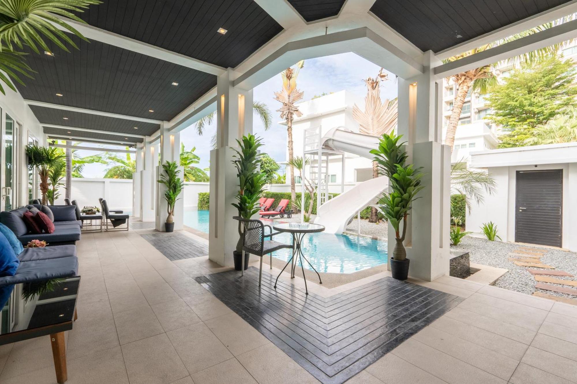 Premium Pool Villa Pattaya Pantai Jomtien Bagian luar foto
